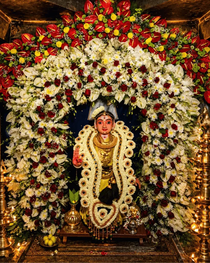 Sri Gowramma Devi — sanctum darshan